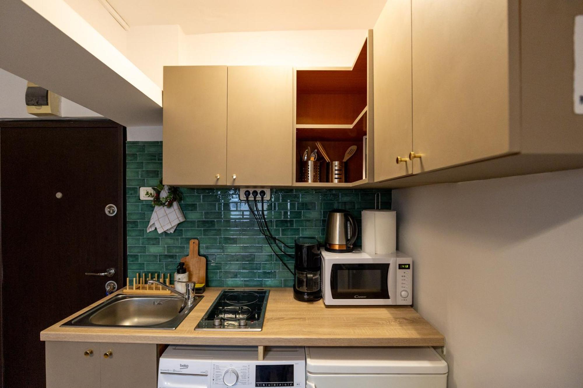 Cozy Studio Retreat - Quiet, Premium Stay Timişoara Eksteriør billede